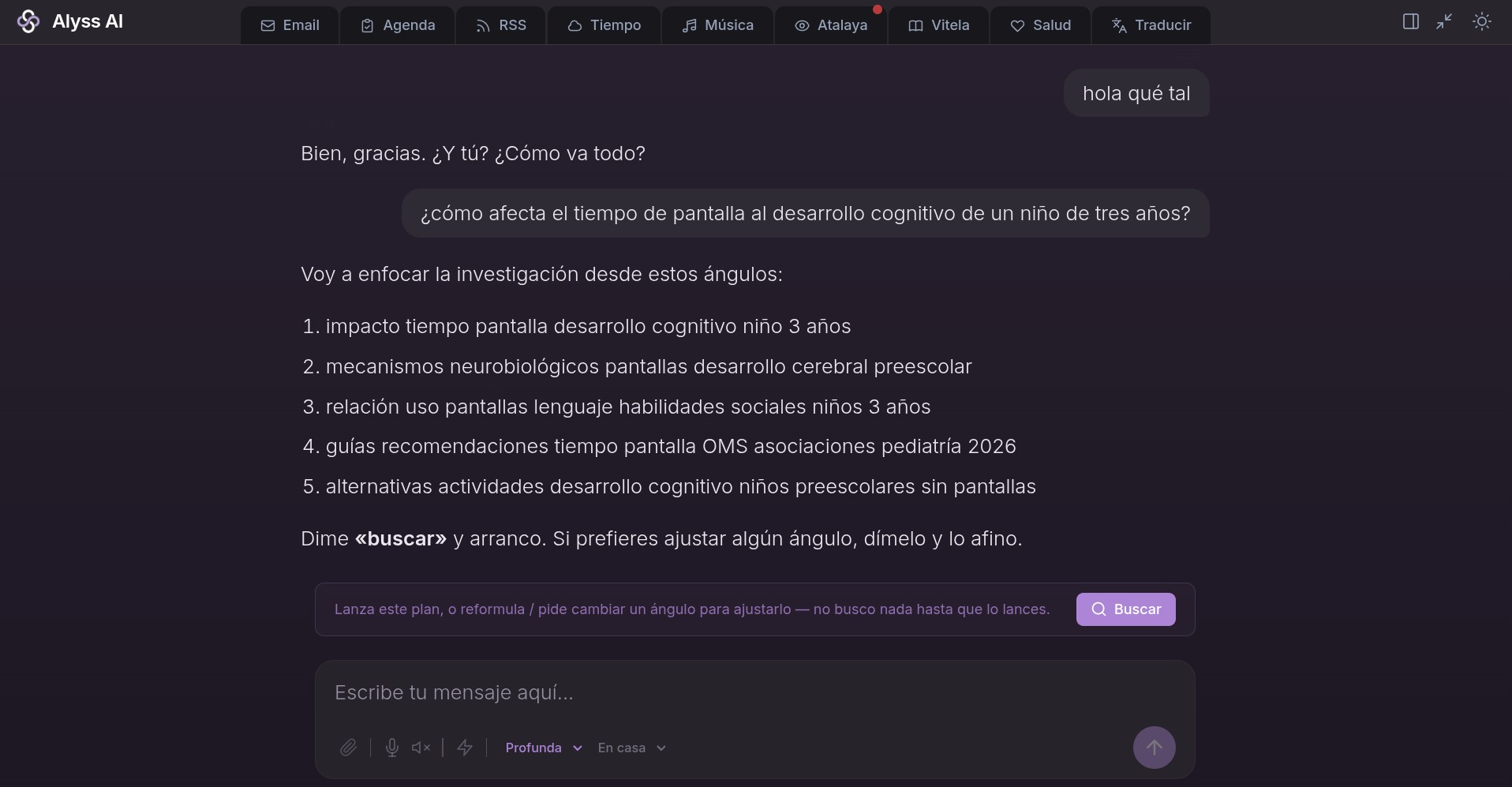 Captura de Alyss: el plan que propone el arquitecto para la pregunta del niño — cinco ángulos numerados, el botón «Buscar» y el aviso de que no se ejecuta nada hasta lanzarlo